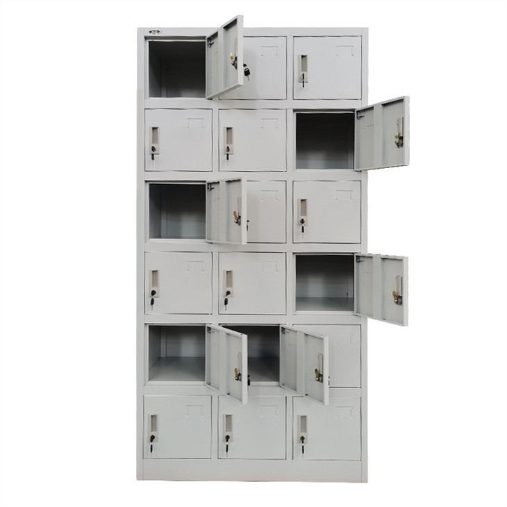 Steel 18 Door Locker